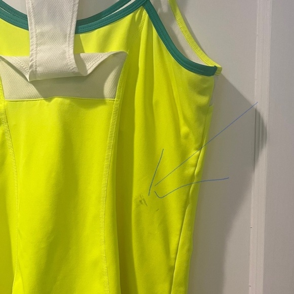 FILA Neon Yellow and Green Strappy Tennis Pickleball Workout Tank Size Large - Picture 5 of 6